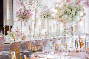 Indoor wedding - Hyatt Regency Belgrade (Belgrade)