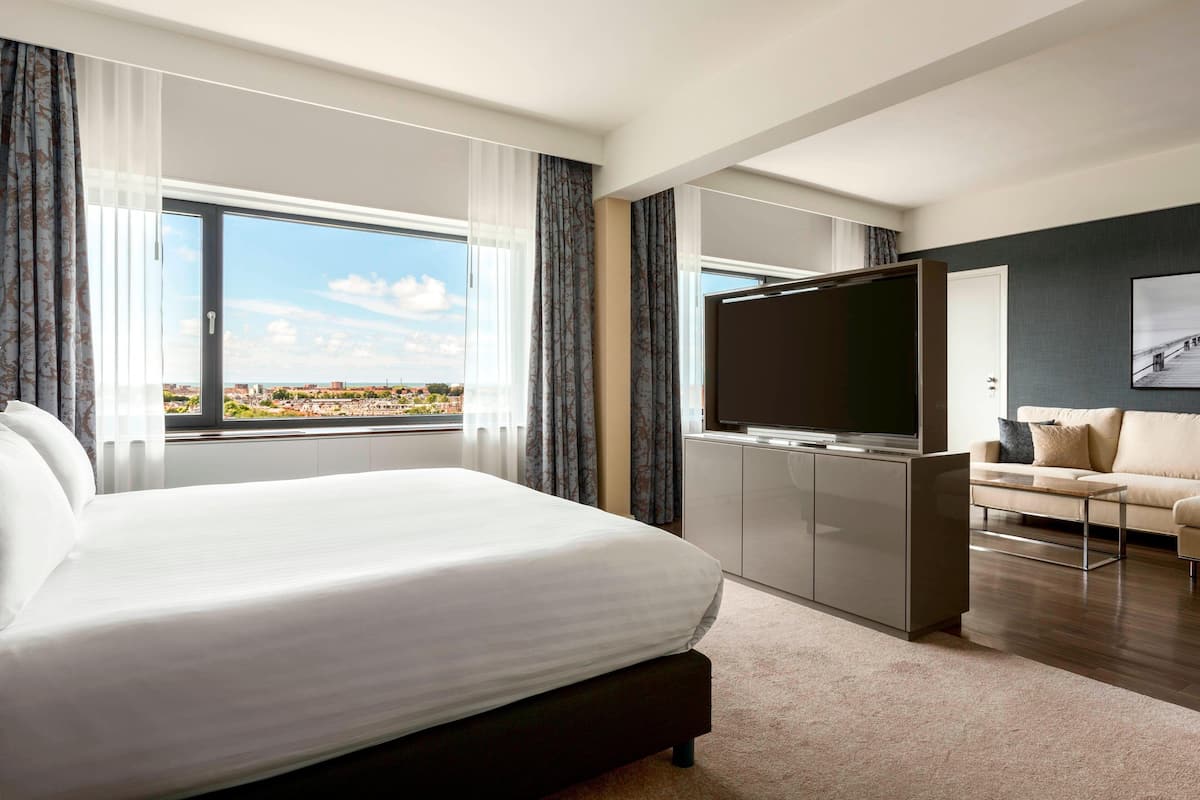 Suite Junior, 1 camera da letto | 1 camera, minibar, cassaforte in camera, una scrivania