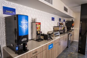 Free daily continental breakfast  - Best Western Historical Inn (St. Augustine)