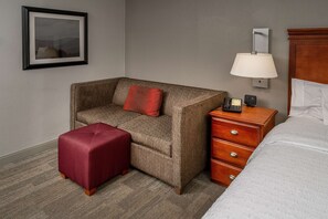 One king study sofabed ns | Living area | TV