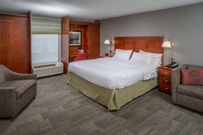 One king study sofabed ns | In-room safe, desk, iron/ironing board, free cots/infant beds - Hampton Inn Charleston-Downtown (Charleston)