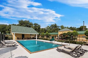 Alberca al aire libre 