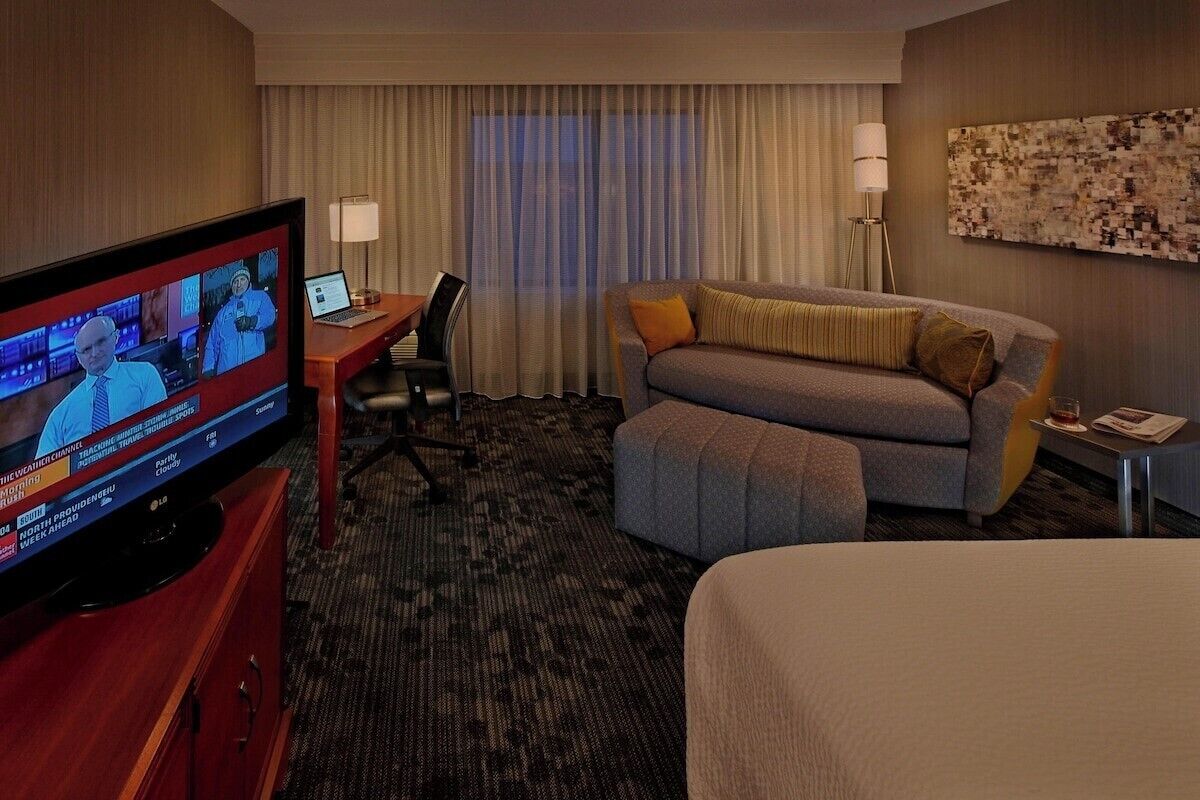 1 bedroom, premium bedding, desk, iron/ironing board