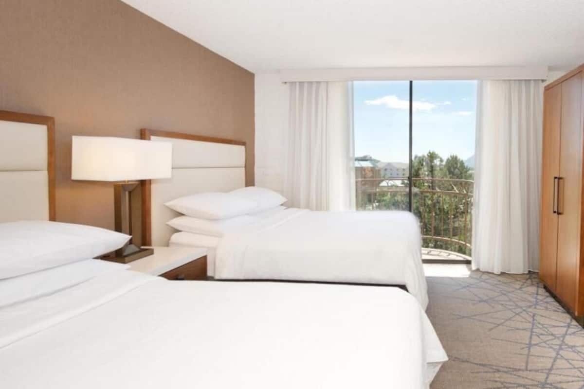 1 bedroom, premium bedding, down duvets, in-room safe