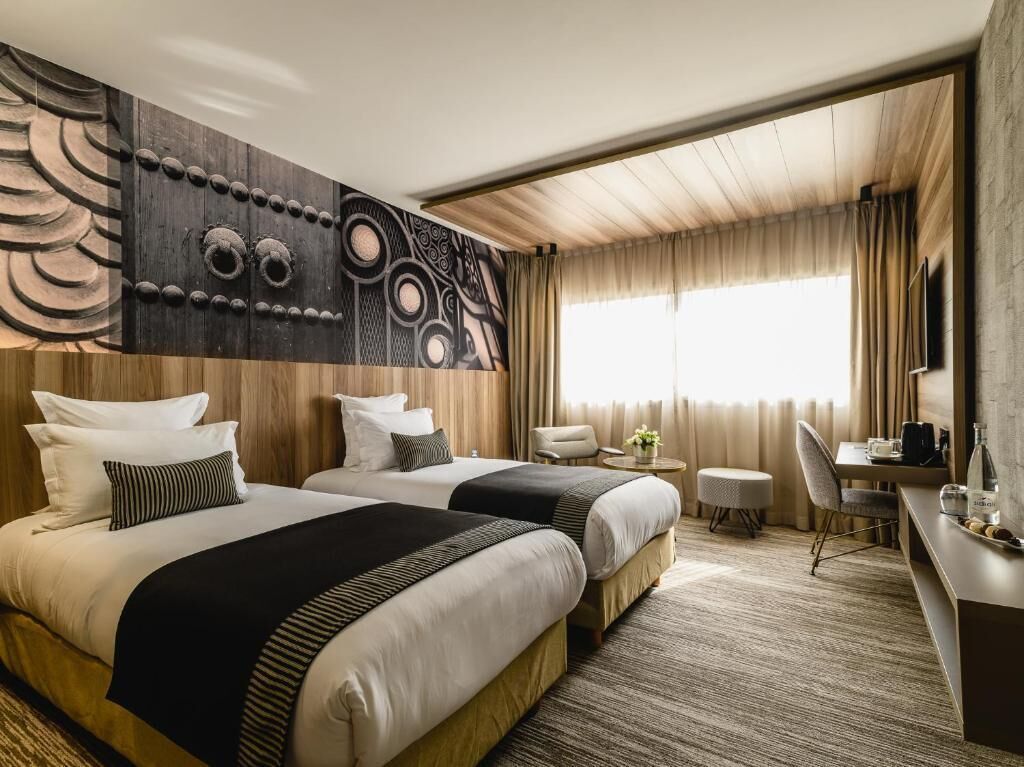 Premium bedding, minibar, in-room safe, desk