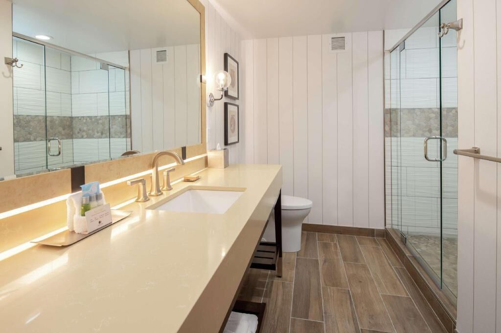 Free toiletries, hair dryer, towels