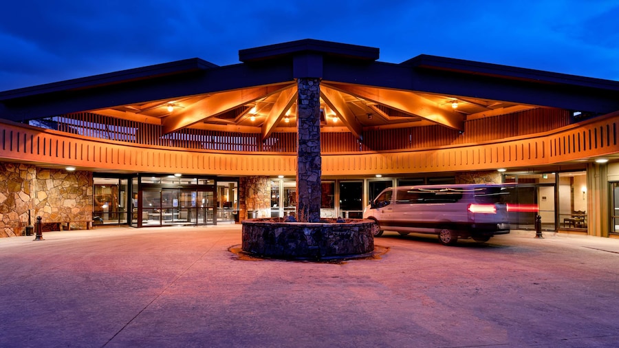 DoubleTree by Hilton Hotel Missoula - Edgewater