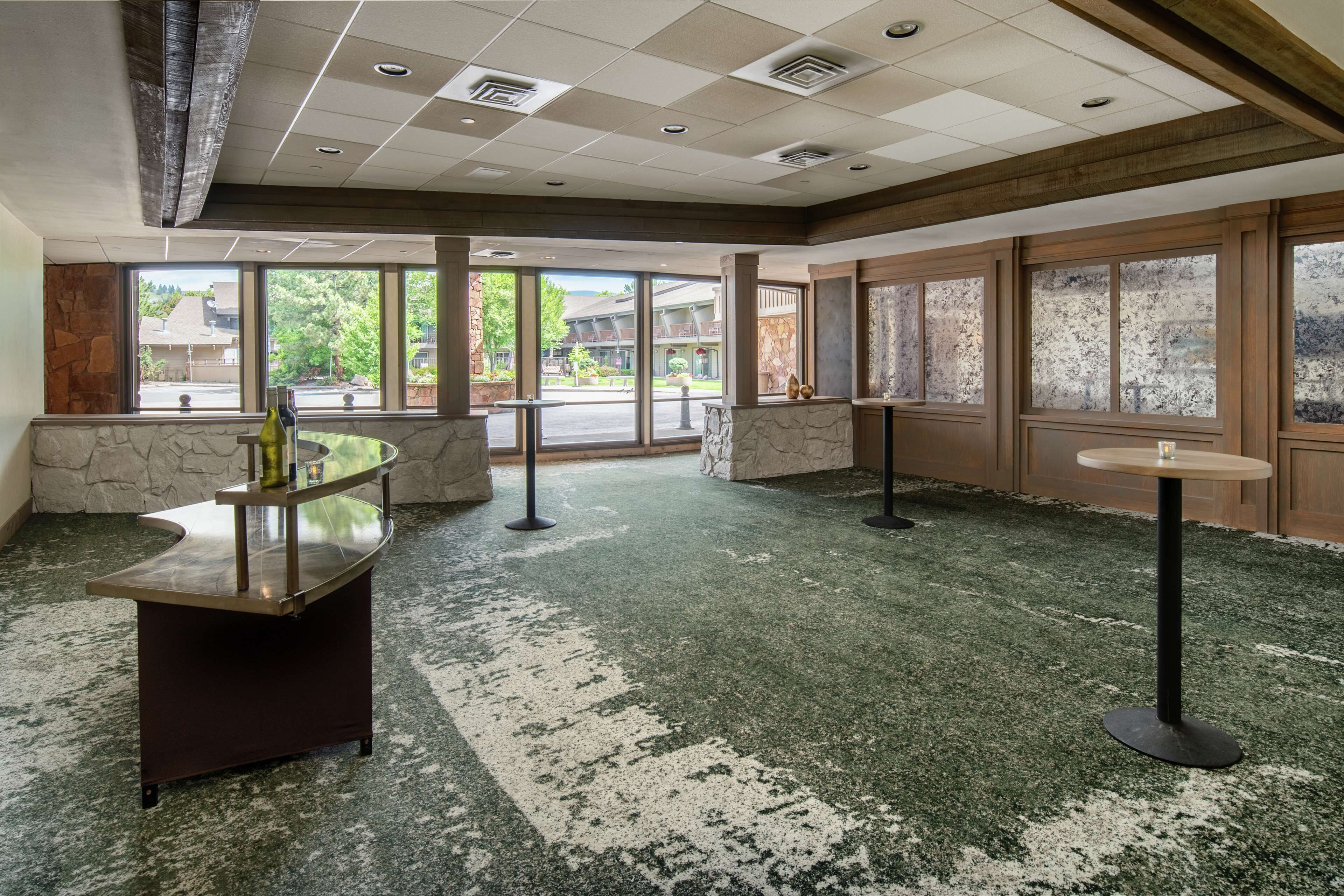 breakfast, lunch and dinner served