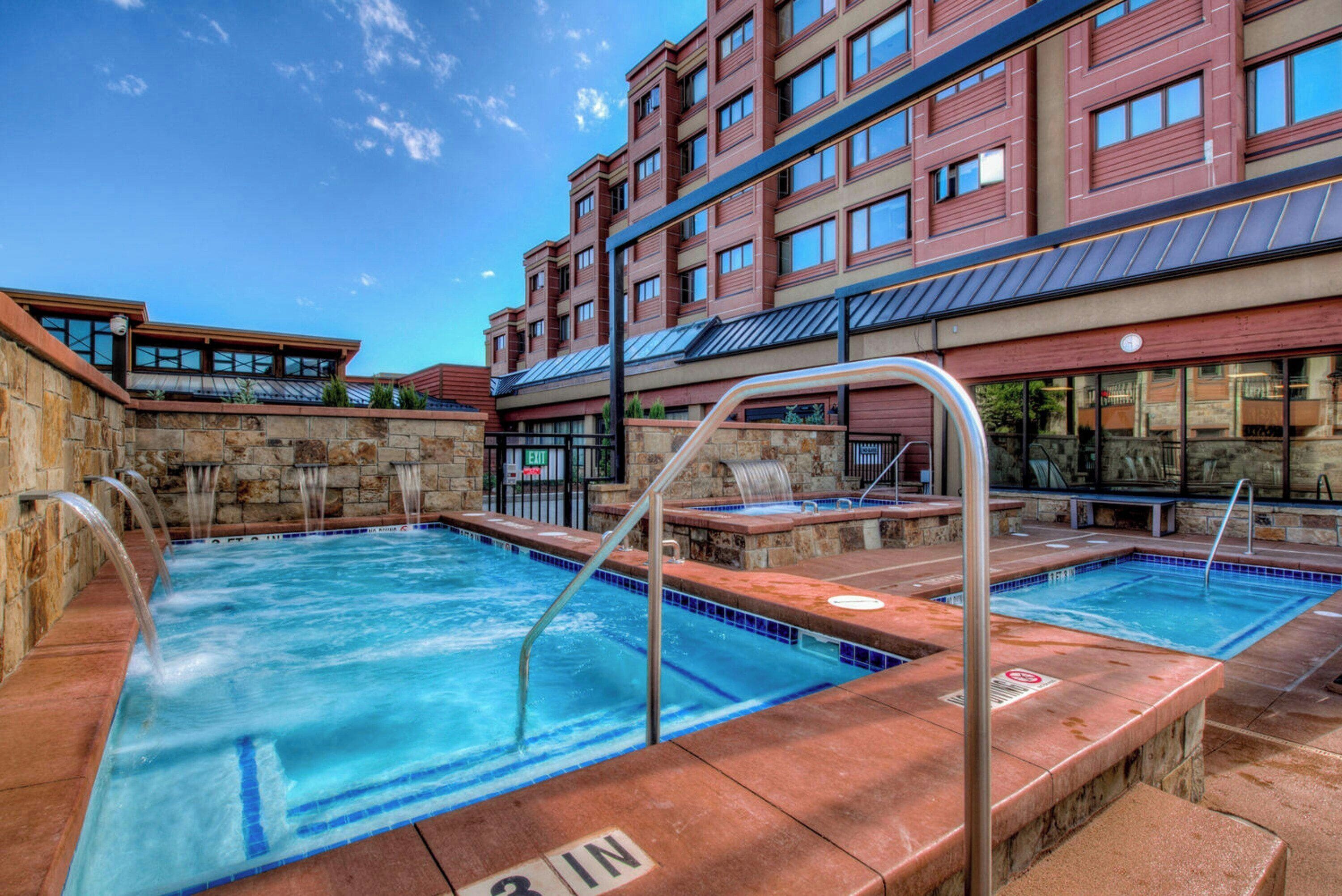 Indoor pool, outdoor pool