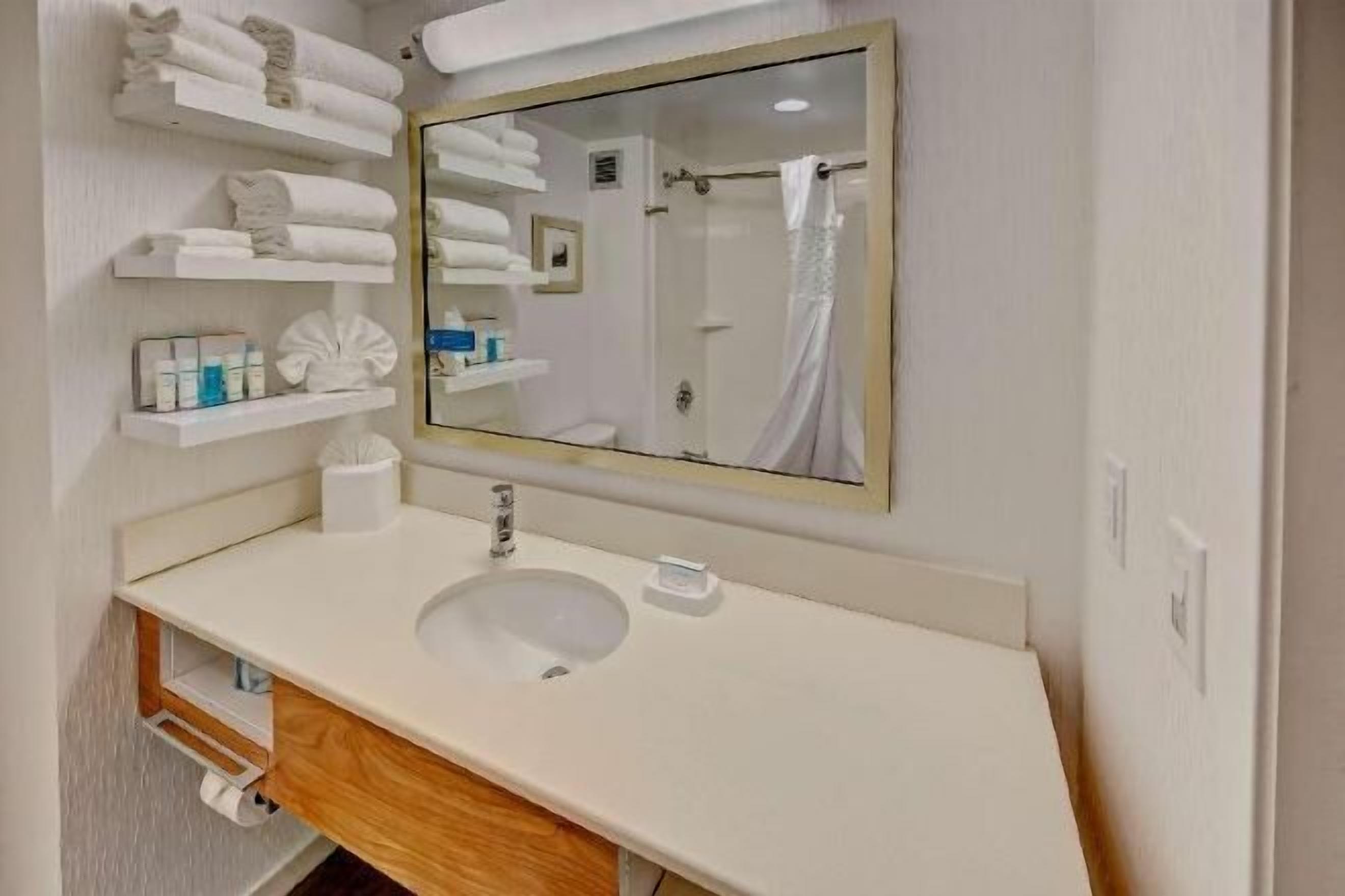 免費盥洗用品、吹風機、毛巾、肥皂