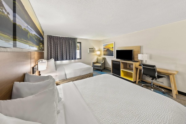 In-room safe, desk, blackout drapes, iron/ironing board
