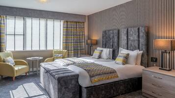 Executive Twin Room | Premium bedding, individually decorated, individually furnished, desk