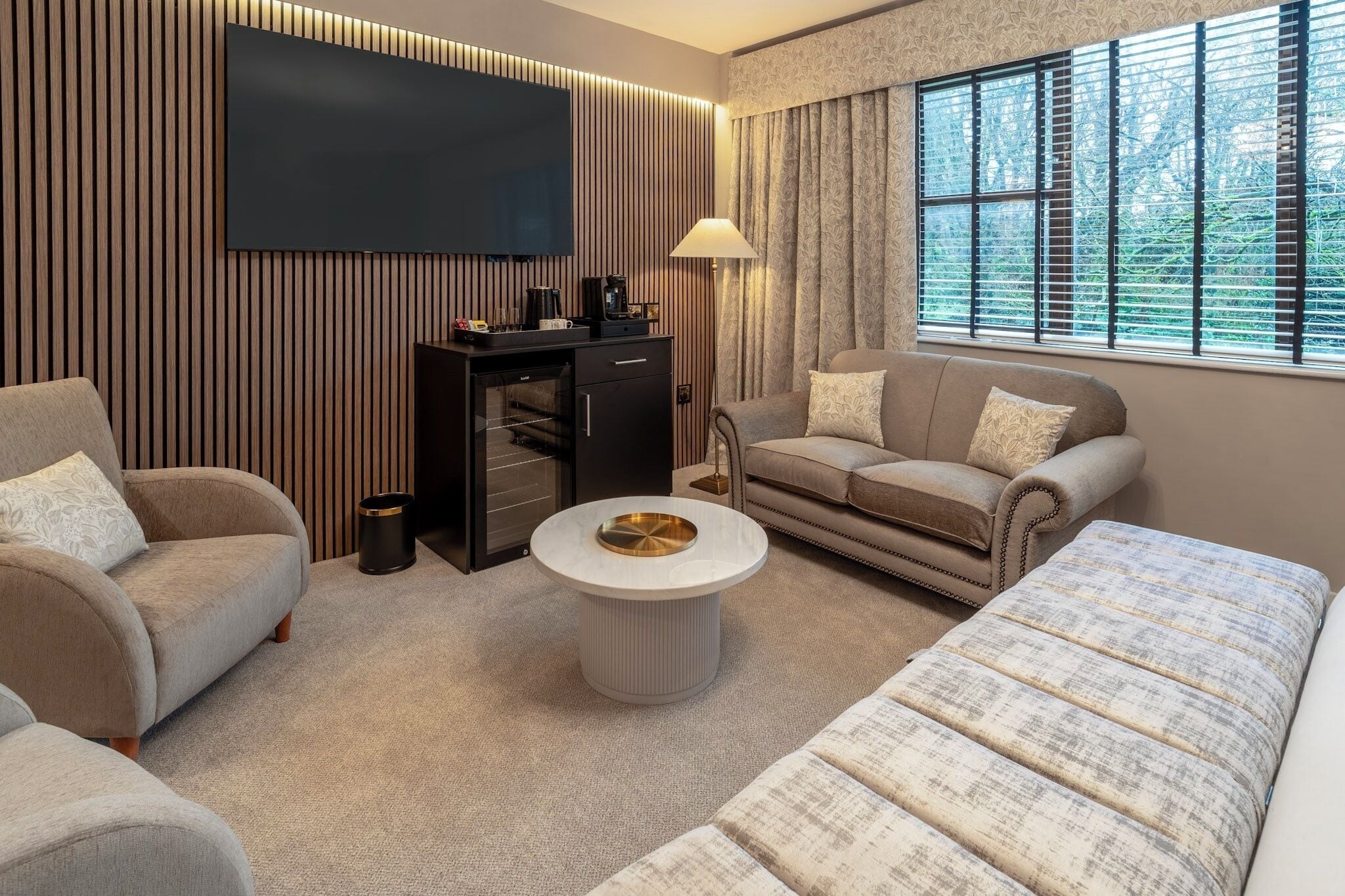 Suite | Premium bedding, individually decorated, individually furnished, desk