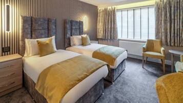 Standard Twin Room | Individually decorated, individually furnished, desk, iron/ironing board