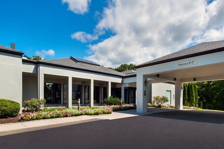 Courtyard by Marriott Tarrytown Westchester County - Image 6