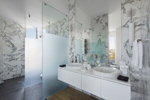 Luxury Suite, Terrace | Bathroom | Shower, designer toiletries, hair dryer, bathrobes - The Dupont Circle Hotel (Washington)