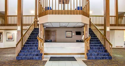 Howard Johnson by Wyndham Merrillville