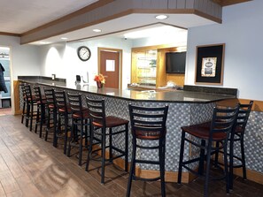 Restaurant - Howard Johnson by Wyndham Merrillville (Merrillville)