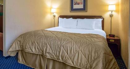 Howard Johnson by Wyndham Merrillville