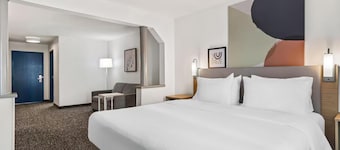 Clarion Inn