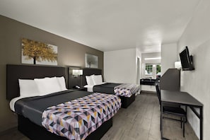 書桌、隔音、鬧鐘