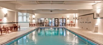 ฮอลิเดย์ อินน์ เอ็กซ์เพรส แคมลูปส์ บาย IHG