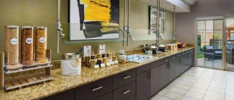 Desayuno continental incluido todos los días