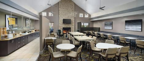 Petit déjeuner continental compris tous les jours