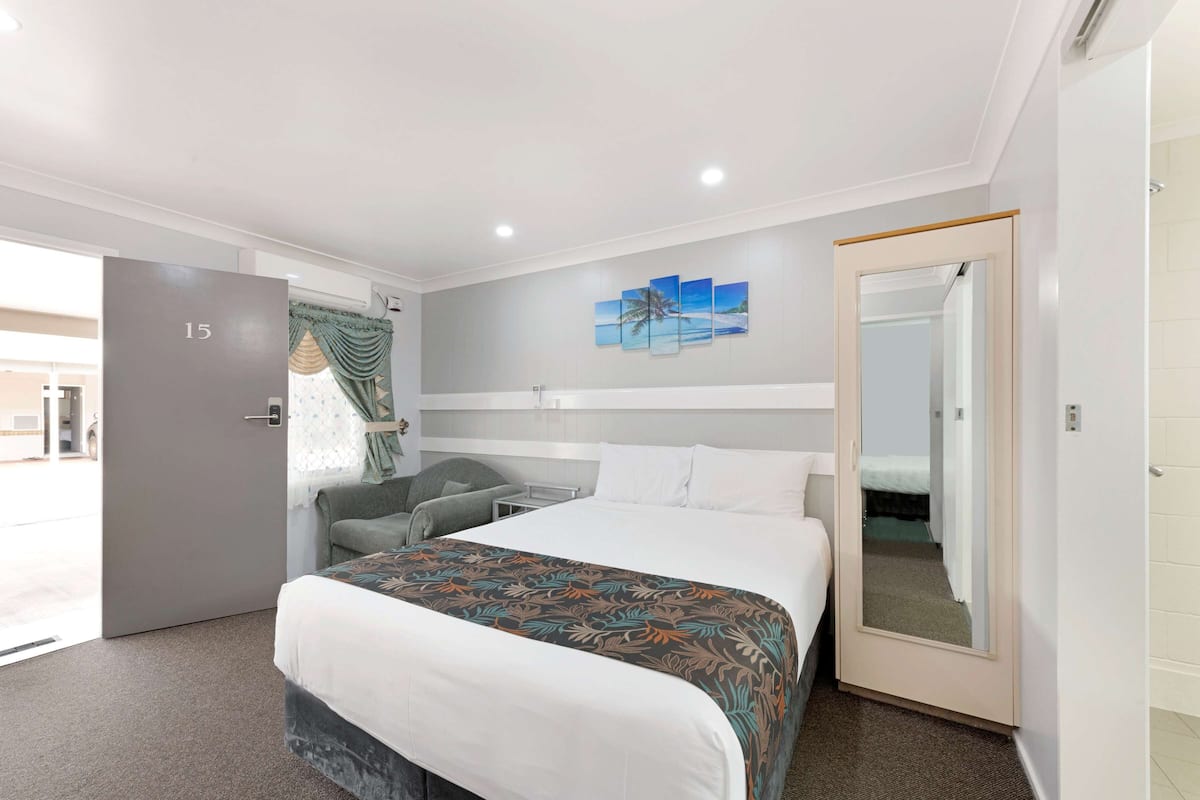 Phòng dành cho gia đình, 2 giường cỡ queen, không hút thuốc | Bộ đồ giường cao cấp, minibar, trang trí khác biệt