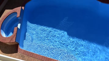 Udendørs pool