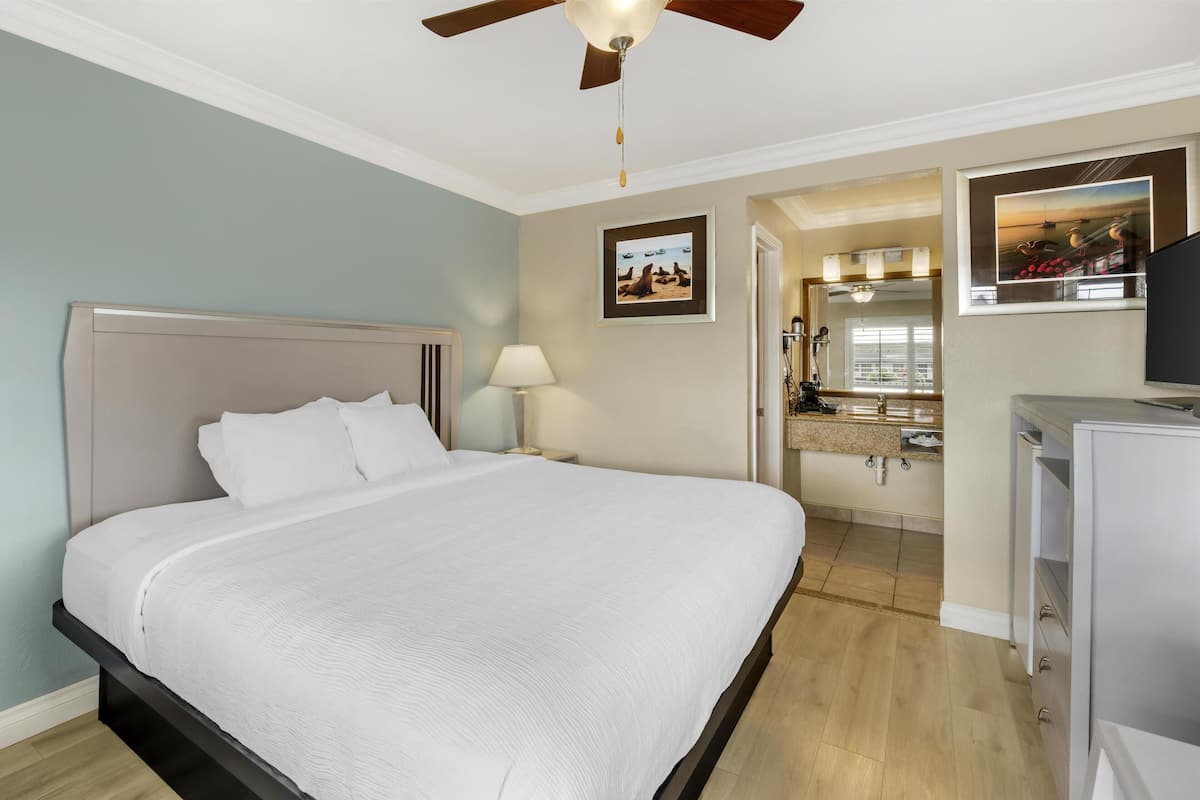 Literie de qualité supérieure, coffres-forts dans les chambres, bureau