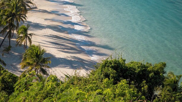 Private beach, white sand, beach cabanas, sun-loungers - Peter Island Resort (Sprat Bay)