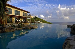 2 outdoor pools, cabanas (surcharge) - Peter Island Resort (Sprat Bay)