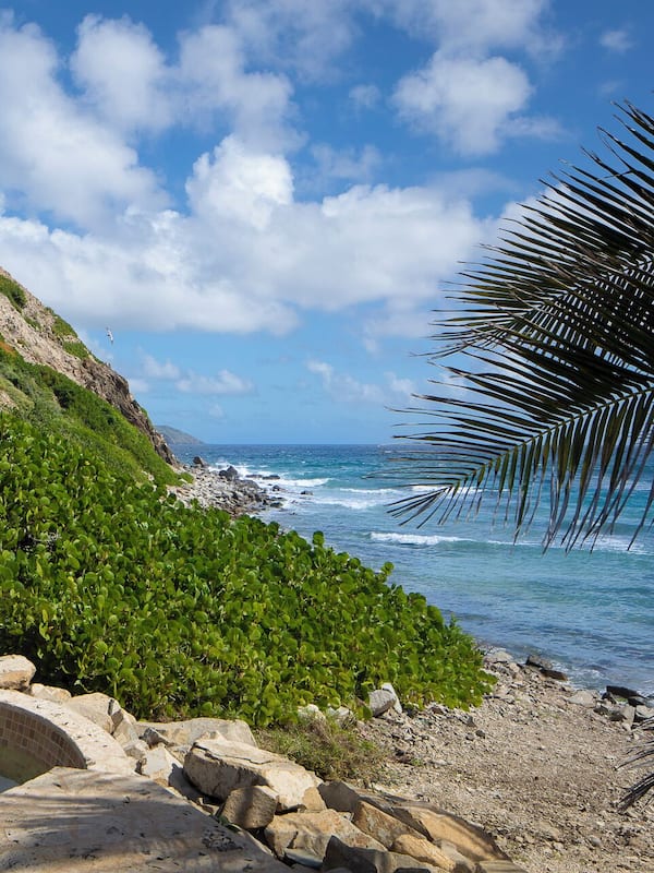 Couples treatment rooms, hot tub, body treatments, hydrotherapy