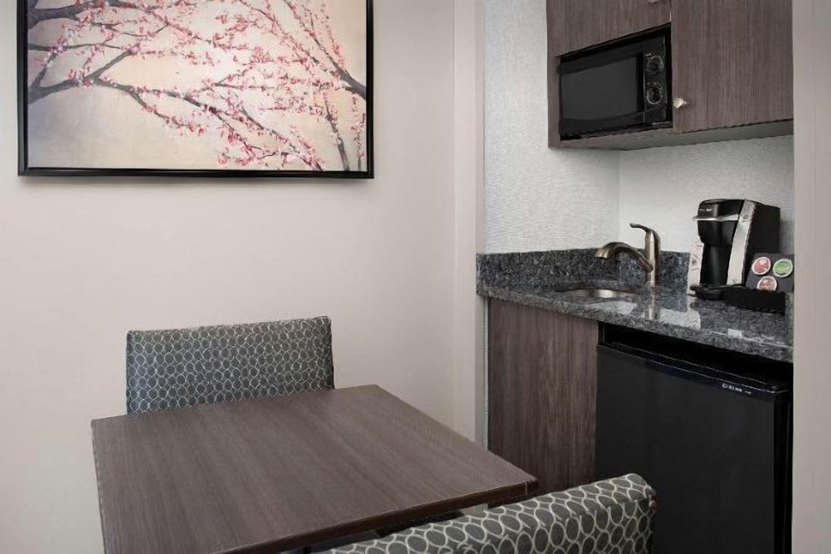 저녁 식사 제공, 정원 전망 