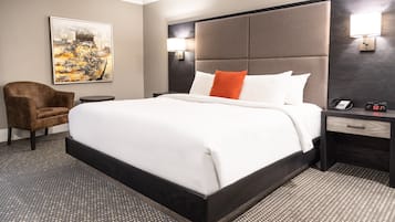 Premium Room, 1 King Bed, River View