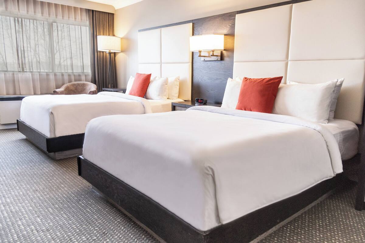 Premium bedding, pillowtop beds, in-room safe, desk