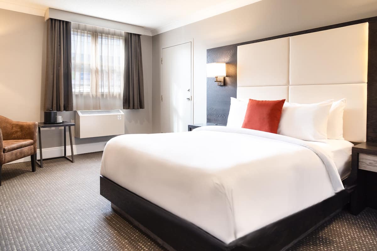 Standardzimmer, 1 Queen-Bett, barrierearme Badewanne (Mobility)