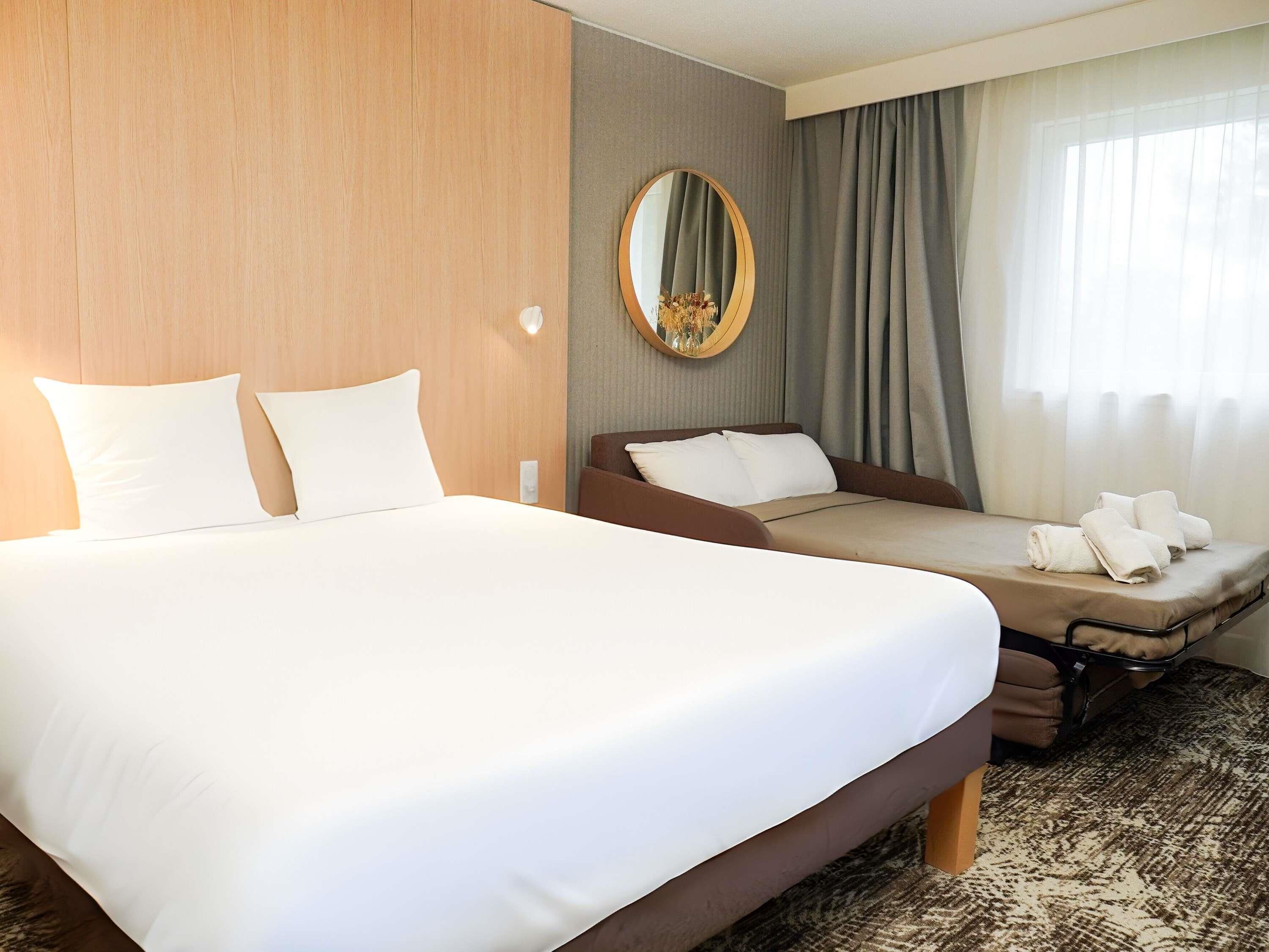 Rom – superior, 1 dobbeltseng med sovesofa | 1 soverom, memory foam-senger, safe på rommet og skrivebord