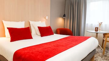 1 bedroom, memory-foam beds, in-room safe, desk