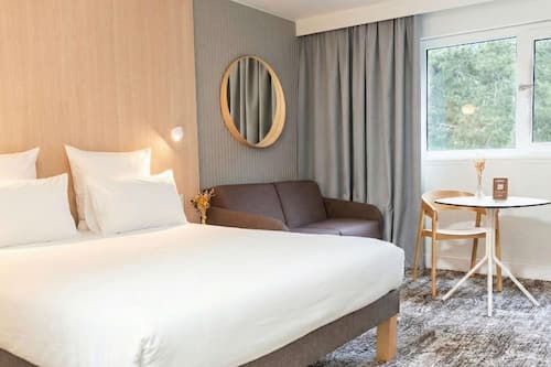 Superior Room, 1 Double Bed with Sofa bed | 1 bedroom, memory-foam beds, in-room safe, desk