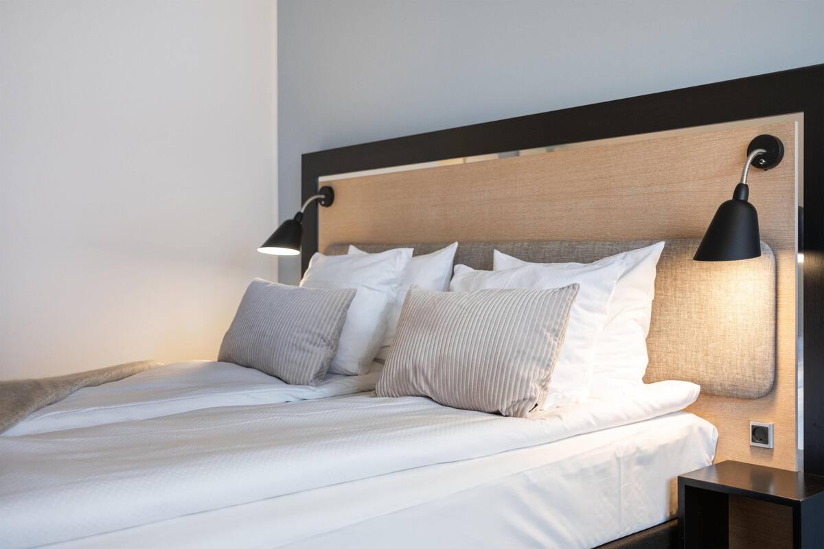 Superior Double Room | Hypo-allergenic bedding available, desk, laptop workspace