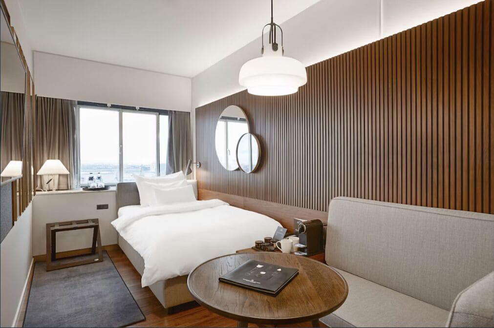 Room (Individual) | Park view