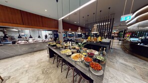 Desayuno buffet diario (DKK 255 por persona)