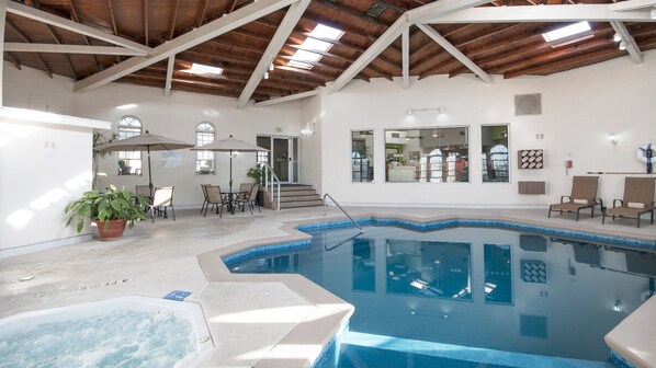 Indoor pool, outdoor pool