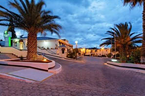 Exterior - Holiday Inn & Suites Chihuahua Expo (Chihuahua)