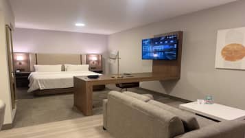 Caja de seguridad en la habitación y escritorio