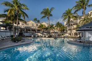 Outdoor pool, open 7:00 AM to 11 PM, pool umbrellas, sun loungers - Margaritaville Beach House Key West (Key West)