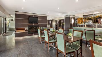 Colazione a buffet inclusa, servita tutte le mattine