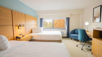 Premium bedding, in-room safe, desk, laptop workspace